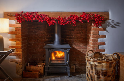 Berry Burst Wreath & Garland